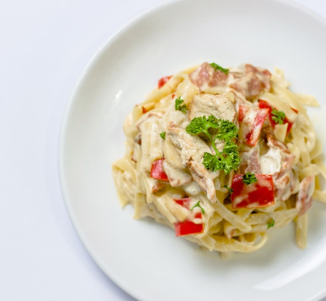 White Sauce Pasta